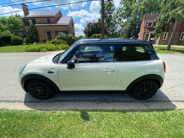 2019 Mini Cooper 2 Door - cars & trucks - by owner - vehicle... for sale in Redding, NY – photo 4