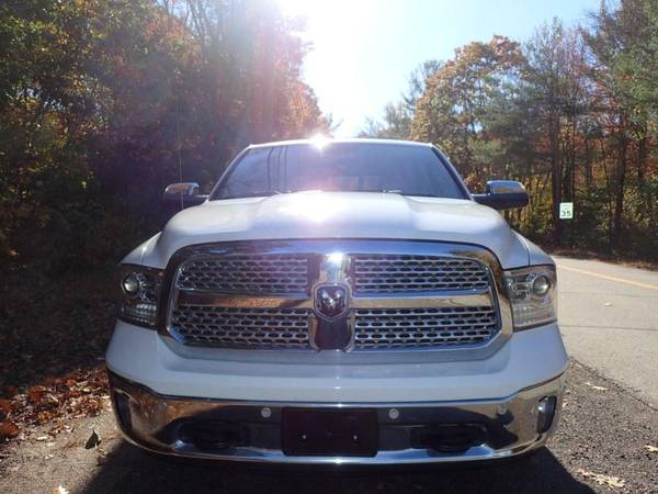 2017 Ram 1500 Laramie 4x4 Crew Cab 64 Box CONTACTLESS PRE APPROVA -... for sale in Storrs, CT – photo 9