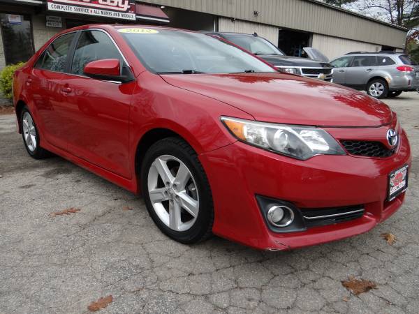 2012 Toyota Camry SE - cars & trucks - by dealer - vehicle... for sale in Londonderry, VT – photo 3