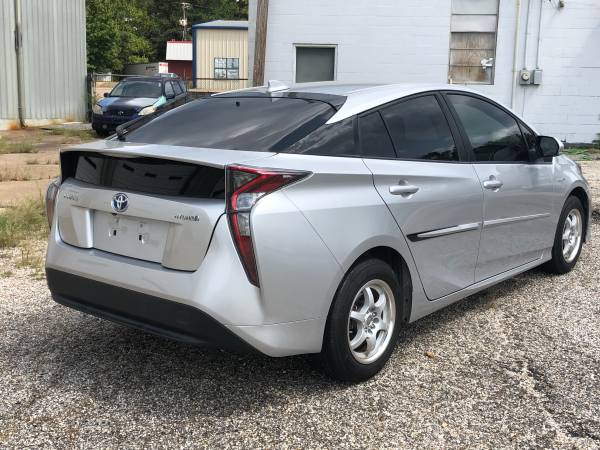 2016 Toyota Prius Hybrid * Silver * Leather - cars & trucks - by... for sale in Malvern, AR – photo 4