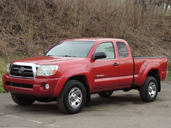 2009 Toyota Tacoma SR5 NEW FRAME SHARP TRUCK ONE OWNER - cars for sale in binghamton, NY – photo 3