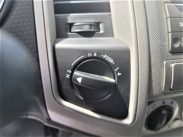 1-Owner 2009 Toyota Tacoma 4WD SR5 Access Cab - - by for sale in Louisville, KY – photo 8