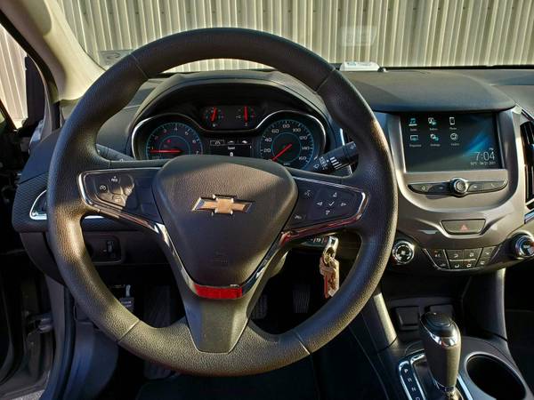 2017 Chevrolet Cruze for sale in Goshen, IN – photo 9