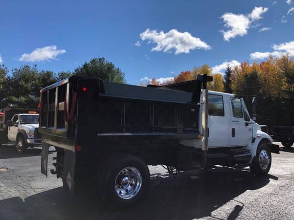 2007 INTERNATIONAL CREW CAB 4300 DT 466 ONLY 33K MILE DUMP TRUCK -... for sale in Kingston, NH – photo 8