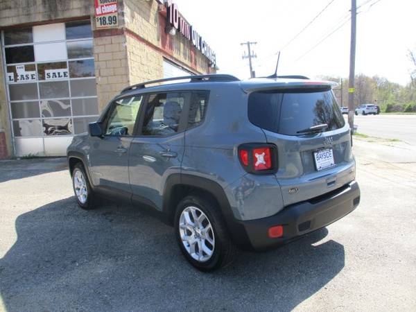 2018 Jeep Renegade Latitude suv Anvil - - by dealer for sale in Bayside, NY – photo 4