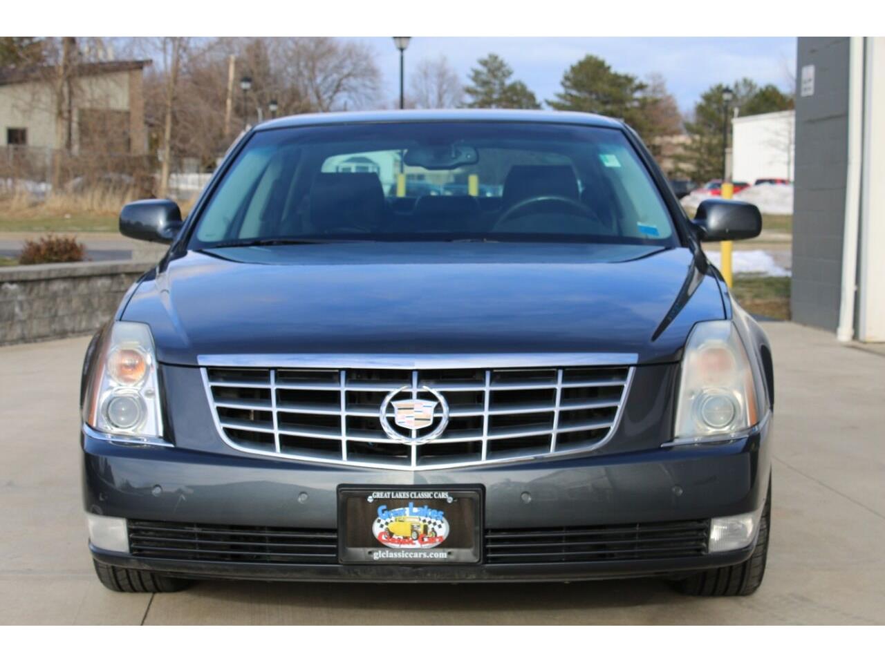 2010 Cadillac DTS for sale in Hilton, NY – photo 6