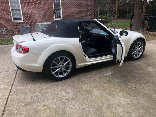2009 Miata Touring Roadster - cars & trucks - by owner - vehicle... for sale in Concord, NC – photo 3