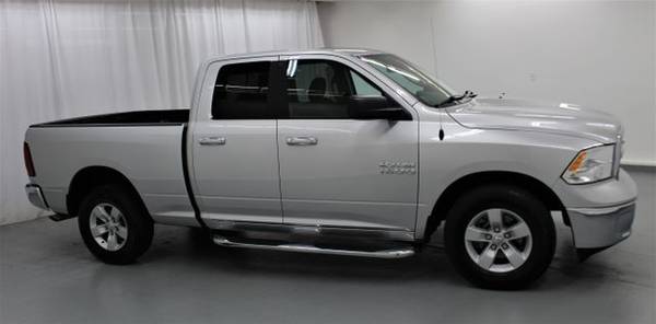 2016 Ram 1500 Quad Cab - Financing Available! - cars & trucks - by... for sale in Saint Louis, MO – photo 5