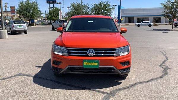 2019 VW Volkswagen Tiguan 2 0T SE suv Habanero Orange Metallic for sale in El Paso, TX – photo 2