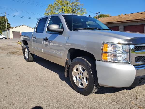 2007 Chevy Silverado LT Crew Cab Z71 4X4 86K Super Clean In and Out for sale in WEBSTER, NY – photo 10