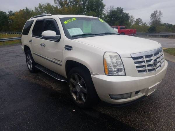 2007 Cadillac Escalade Base AWD 4dr SUV 173007 Miles for sale in Wisconsin dells, WI – photo 7