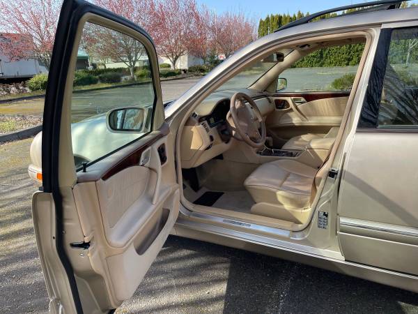 2000 Mercedes E 320SW - - by dealer - vehicle for sale in Vancouver, OR – photo 8