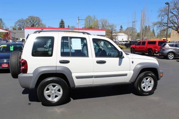 2005 Jeep Liberty 4dr Sport - - by dealer - vehicle for sale in Albany, OR – photo 3