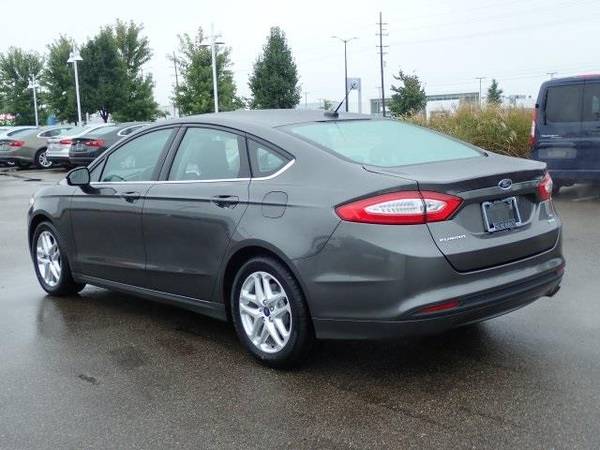 2016 Ford Fusion sedan SE (Guard) GUARANTEED APPROVAL for sale in Sterling Heights, MI – photo 6