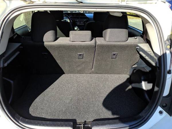 2015 Toyota Prius c hybrid pkg2 bluetooth cd 50mpg 112k for sale in Walpole, NH – photo 19