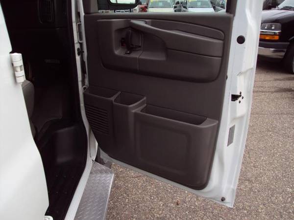 2014 Chevrolet Express Passenger 12 PASSENGER 4X4 QUIGLEY EXTENDED... for sale in waite park, OR – photo 11