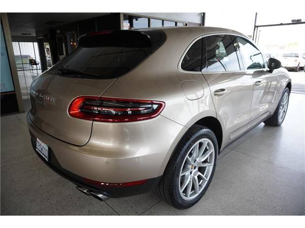 2016 Porsche Macan S Sport Utility 4D WE CAN BEAT ANY RATE IN TOWN! for sale in Sacramento, NV – photo 8
