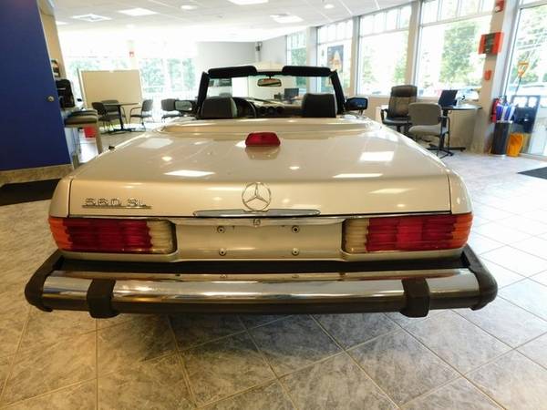 1987 Mercedes-Benz 500-Class 560 SL - BAD CREDIT OK! - cars & trucks... for sale in Chichester, ME – photo 4