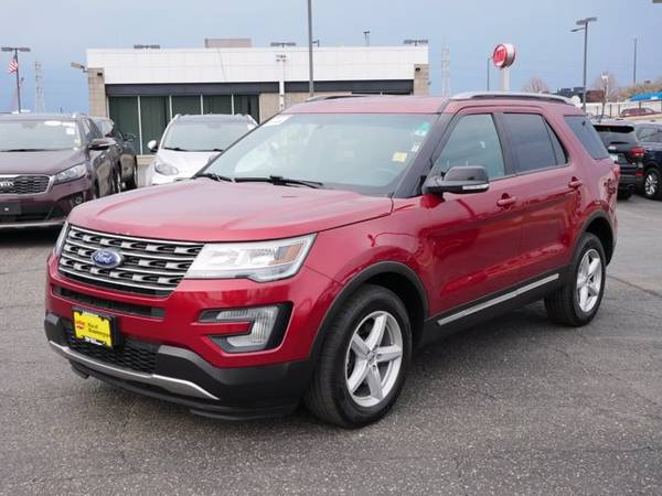 2016 Ford Explorer XLT - - by dealer - vehicle for sale in Bloomington, MN – photo 5