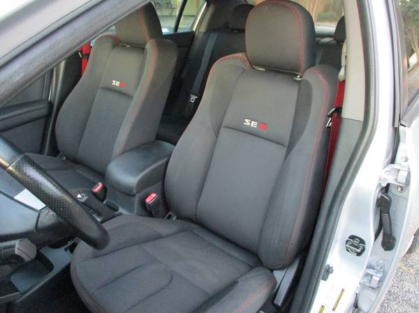 2009 NISSAN SENTRA SE-R SPEC -V * RARE 6 SPEED WITH RED STITCHING -... for sale in Clearwater, FL – photo 11