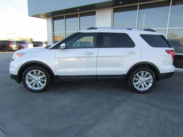 2014 *Ford* *Explorer* *4WD 4dr Limited* White Plati - cars & trucks... for sale in Omaha, NE – photo 4