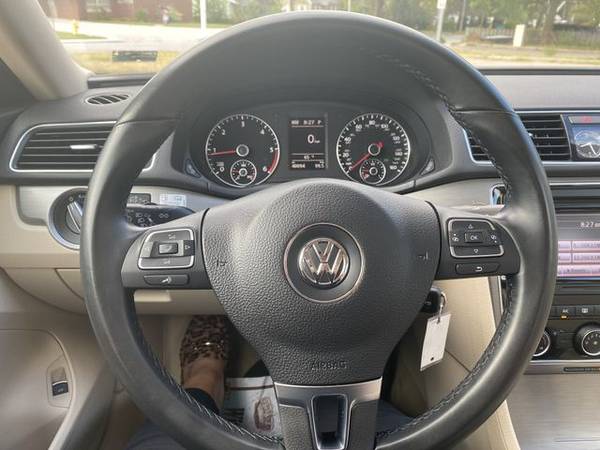 2014 Volkswagen Passat - Bank Financing Available! - cars & trucks -... for sale in Springfield, MO – photo 23