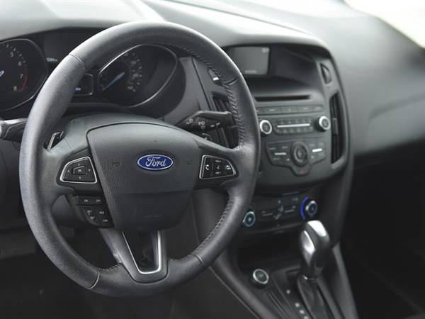 2016 Ford Focus SE Sedan 4D sedan White - FINANCE ONLINE for sale in Atlanta, TN – photo 2