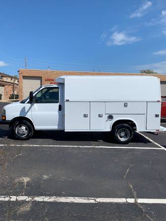 2007 Chevy 3500 Dually KUV Cargo Van for sale in Schaumburg, IL – photo 2
