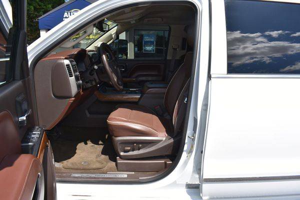 2016 CHEVROLET SILV 3500 HIGH COUNTRY DRW CREW CAB - EZ FINANCING!... for sale in Greenville, SC – photo 11