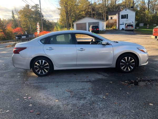 2018 Nissan Altima WE FINANCE ANYONE!!! for sale in Harpswell, ME – photo 6