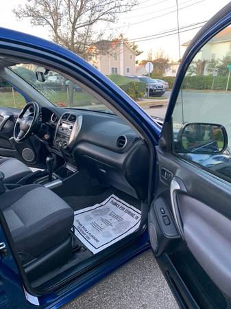 2004 Toyota RAV4 L 4x4 perfect condotion blue-black for sale in Lawrence, NY – photo 7