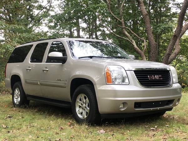 2008 GMC YUKON XL LOADED LEATHER MOONROOF! 140K EXCEL IN/OUT! E-85 GAS for sale in Copiague, NY – photo 22