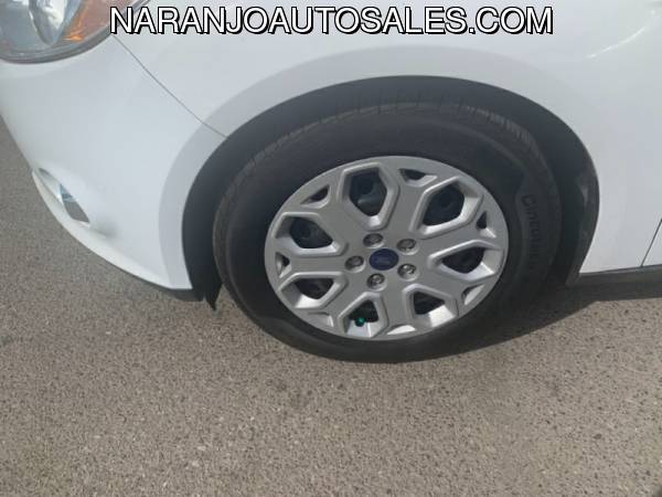 2012 Ford Focus 4dr Sdn SE **** APPLY ON OUR WEBSITE!!!!**** for sale in Bakersfield, CA – photo 22