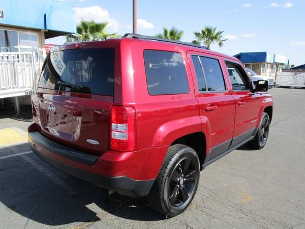 2016 Jeep PATRIOT LATITUDE - 4WD - HEATED SEATS - RECENTLY SMOGGED for sale in Sacramento , CA – photo 3