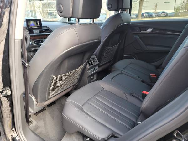 2020 Audi Q5 2.0T quattro Premium AWD - cars & trucks - by dealer -... for sale in farmington hilss, MI – photo 20