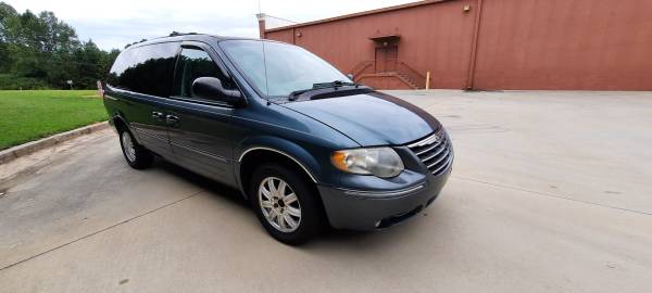 2005 Chrysler Town & Country Touring, stow'n go, leather - cars &... for sale in Flowery Branch, GA – photo 2