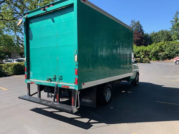 2006 Dodge Sprinter 14ft Box Truck 2 7L i5 turbo Diesel RWD - cars & for sale in Other, OR – photo 6