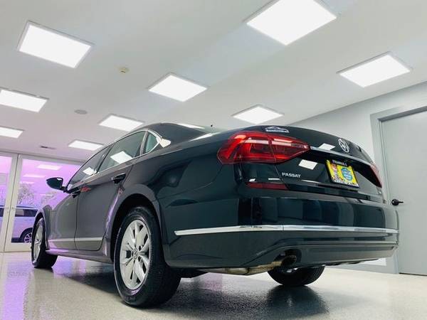 2017 Volkswagen Passat 1.8T S Automatic *GUARANTEED CREDIT APPROVAL*... for sale in Streamwood, IL – photo 13