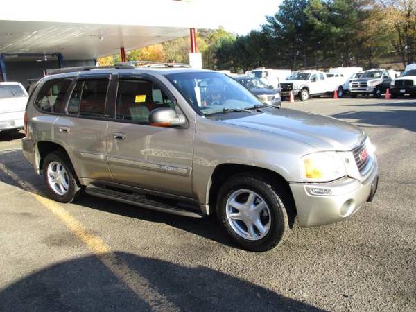 2002 GMC Envoy 4dr 4WD SLT - cars & trucks - by dealer - vehicle... for sale in South Amboy, CT – photo 2
