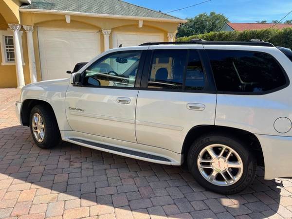 2008 GMC Envoy Denali V8-4x4 - DVD player Navigation ALL OPTIONS for sale in Casselberry, FL – photo 7