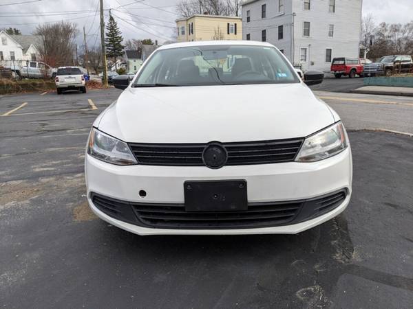 2014 Volkswagen Jetta Base - cars & trucks - by dealer - vehicle... for sale in Manchester, NH – photo 3