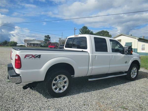 2015 FORD F250 SUPER DUTY LARIAT, White APPLY ONLINE->... for sale in Summerfield, SC – photo 11