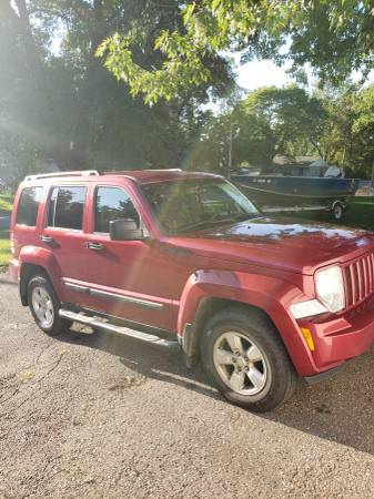 Jeep Liberty, 4wd for sale in North Saint Paul, MN – photo 2