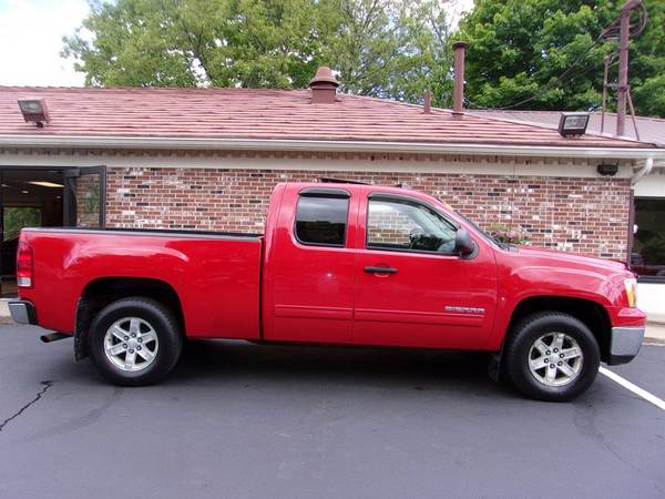 2011 GMC Sierra SLE Ext Cab 5.3 4x4, 95k Miles, Red/Black, Very Clean! for sale in Franklin, VT – photo 2