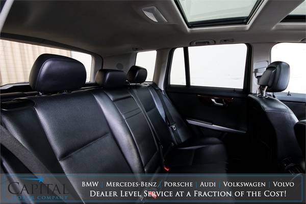 Sporty Style! 2012 Mercedes GLK350 4MATIC w/Nav & BIG Panoramic for sale in Eau Claire, WI – photo 7