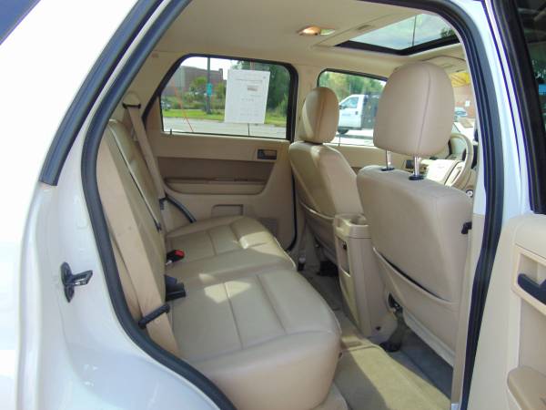 2009 Ford Escape XLT $5,999.00 A&D Premier Auto for sale in Cedar Rapids, IA – photo 4