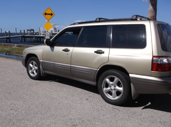 2002 SUBARU FORESTER -LOW MILES-PRIVATE OWNER for sale in Bradenton, FL