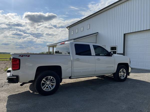 2018 5 3 Liter V8 Chevy Silverado 1500 LT 4X4 - - by for sale in Springfield, MO – photo 5