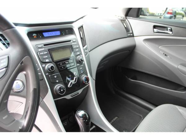 2012 Hyundai Sonata 4dr Sdn 2 4L Man GLS - - by dealer for sale in Albany, OR – photo 8