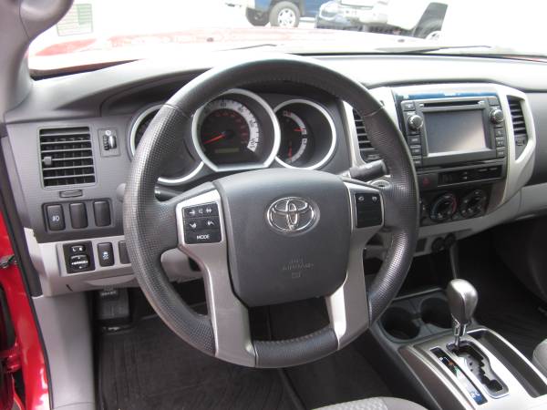 2013 Toyota Tacoma Double Cab SR5 4x4 V6 Auto 32K Red ONE OWNER for sale in East Derry, RI – photo 13